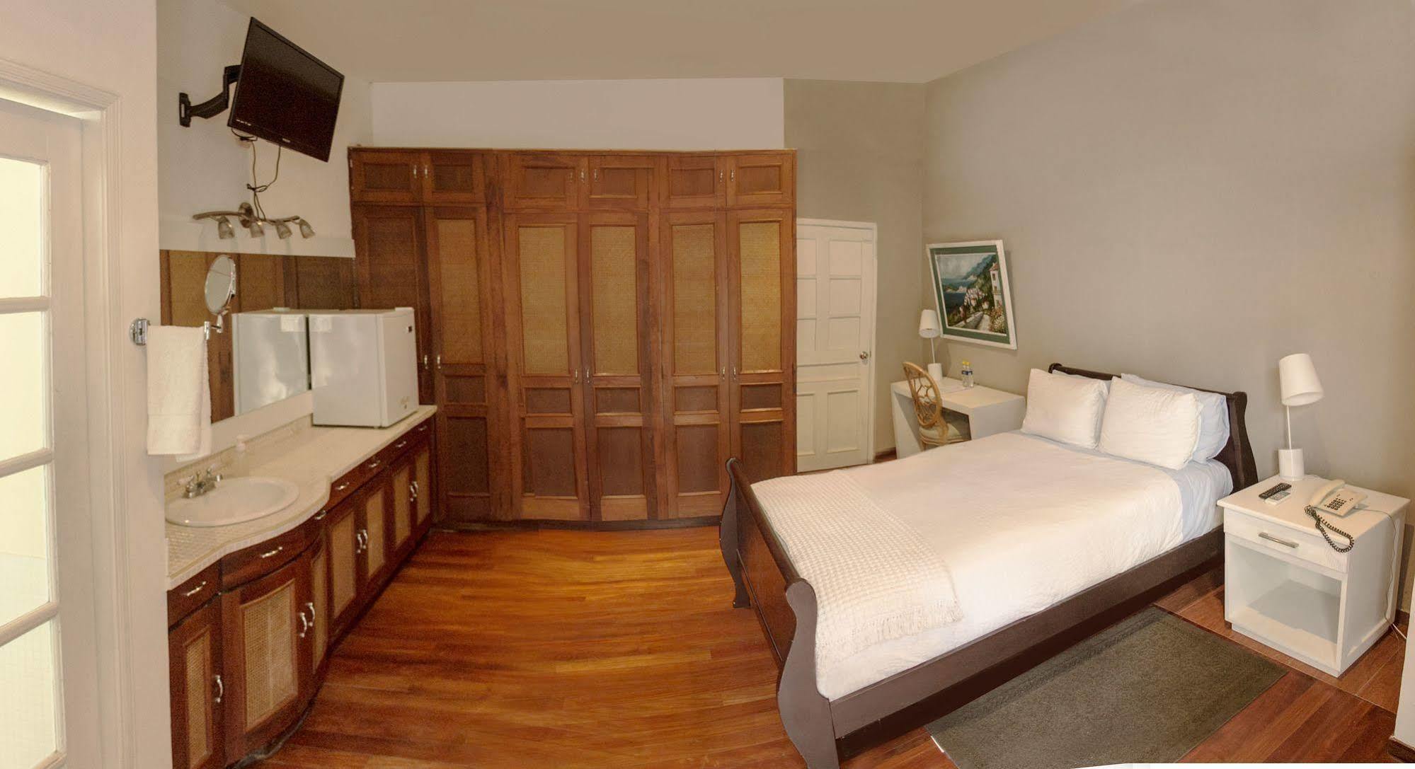 Casa Mia Boutique 3*
